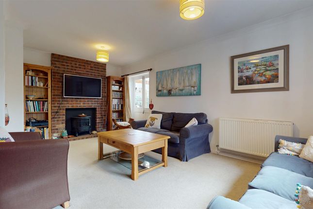 4, Wavell Court, Milton Keynes photo 5
