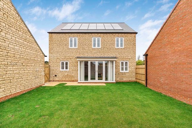 Detached house for sale in Morpeth Close, Bicester