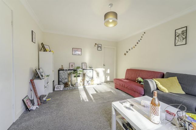 116, Park Hall Road, Mansfield photo 2
