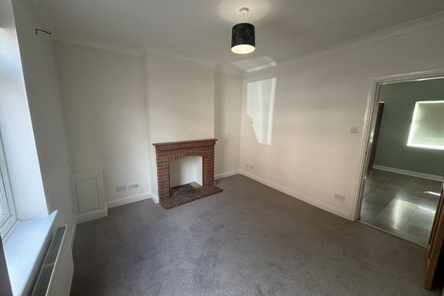 24, Victoria Avenue, North Yorkshire photo 4
