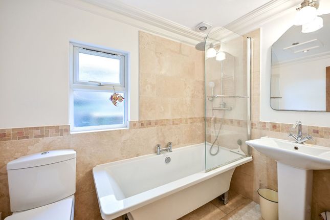 Strafford Road, Twickenham photo 4