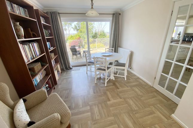 70, Heol Hafdy, Swansea photo 3