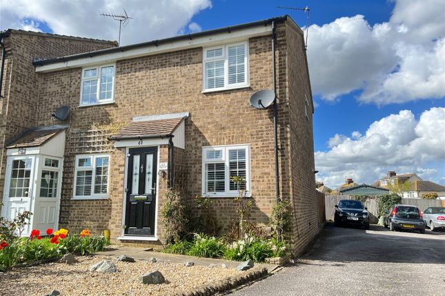 End terrace house for sale in Hanway, Gillingham