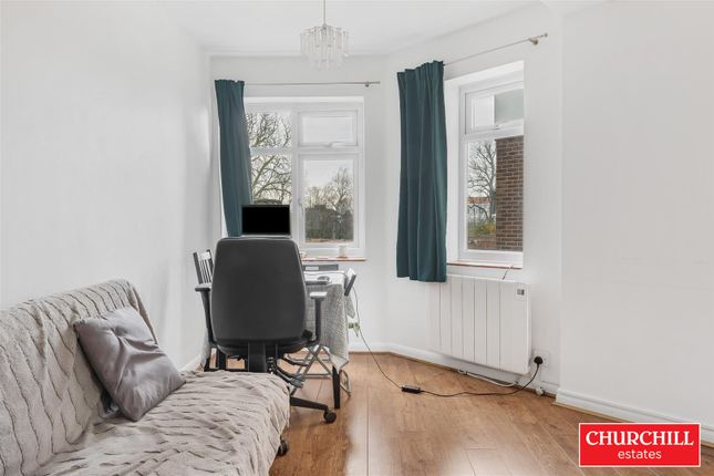 10, Harley Court, Wanstead photo 3