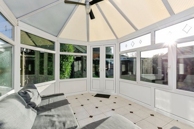 1, Yewbarrow Close, Manchester photo 4