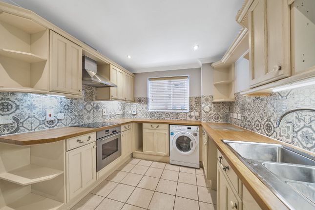 Flat 2, 1, Oakwood Avenue, Beckenham photo 2