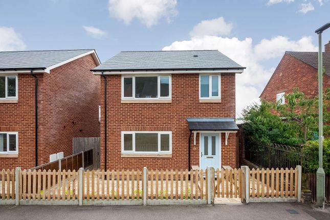 Thumbnail Property for sale in Whippendell Way, Orpington