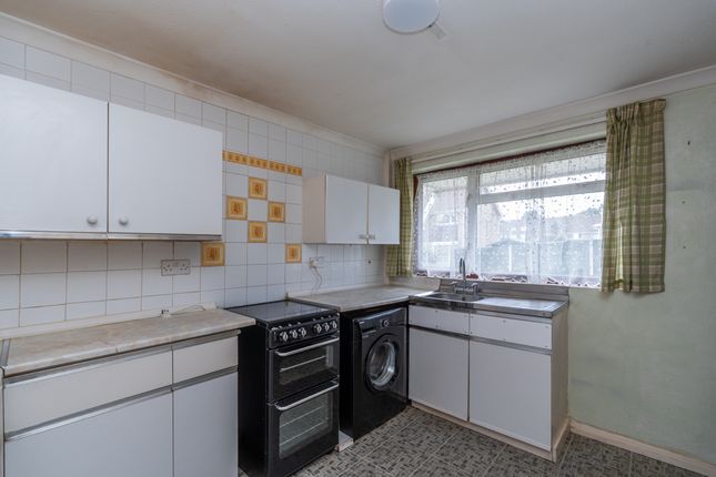 26, Wrights Walk, Bursledon photo 2