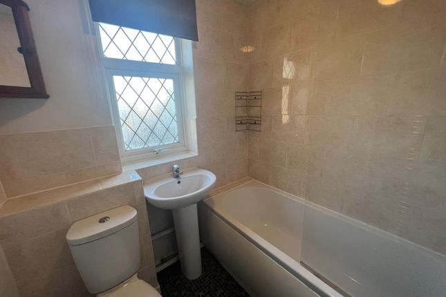 23, Gorse Lane, Syston photo 5