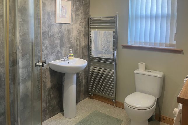 2 Oakvale, Bongate, Jedburgh photo 5
