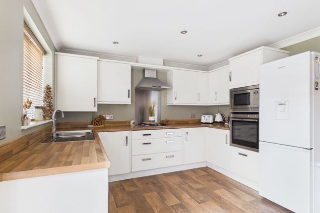 7 Garsdale Close, Scunthorpe photo 3