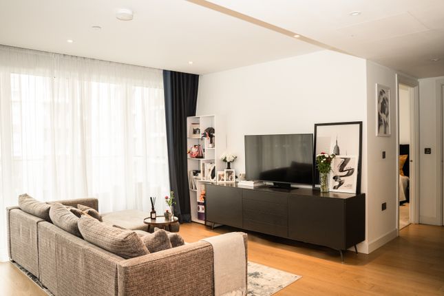 1-bed flat on WHITE CITY LIVING, Fountain Park Way, London, £840,000