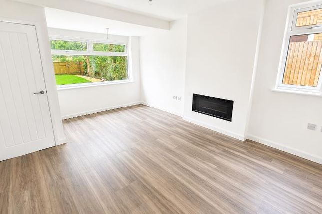 28, St. Marys Way, Northampton photo 2