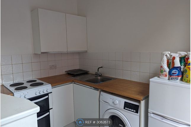 Flat, A East Street, Bedminster, Bristol photo 4