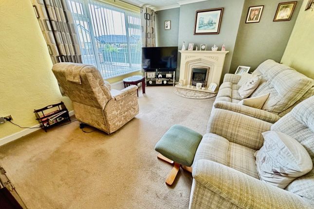 39, Ravendale Road, Gainsborough photo 2