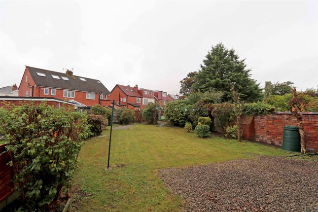 Thumbnail Flat for sale in Clarence Court, Birkdale
