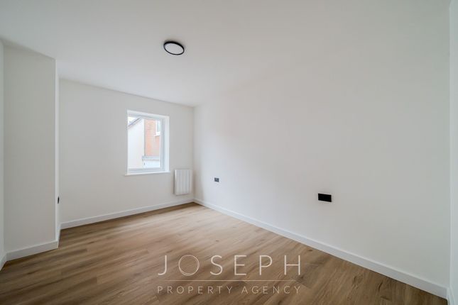 Flat 2 Princes Street, The Central Stables, Ipswich photo 5