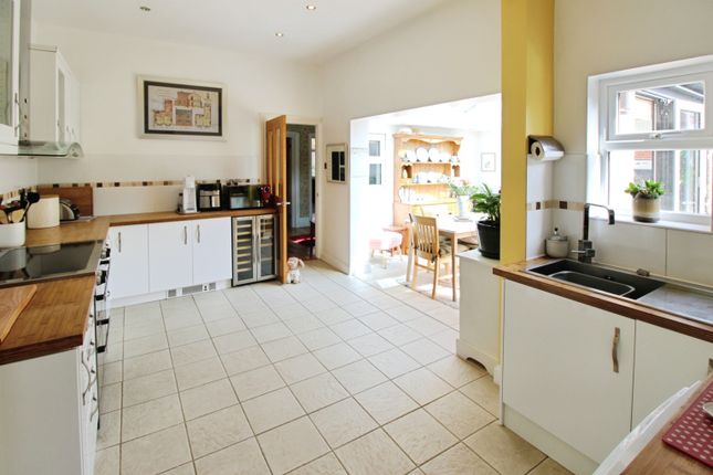 26, Victoria Avenue, Sleaford photo 3