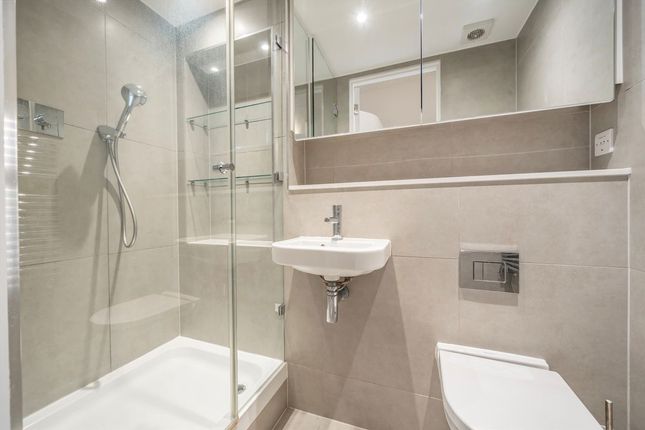 First Floor Flat, 17, Warrington Crescent, London photo 5