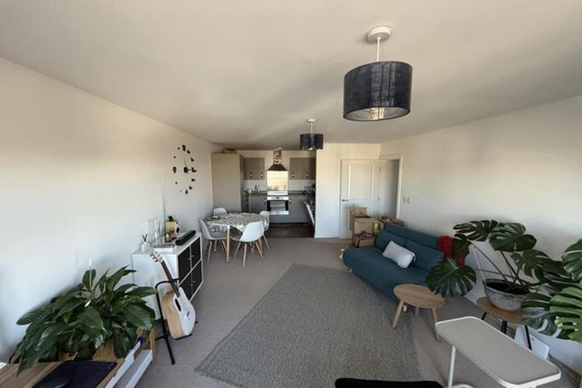 63 Saxon House, Little Brights Road, Belvedere photo 3