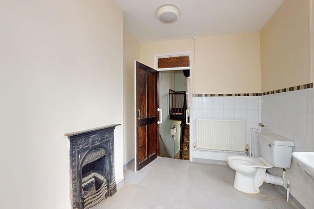 23 Alderney Road, Mile End, London,E1 4Eg