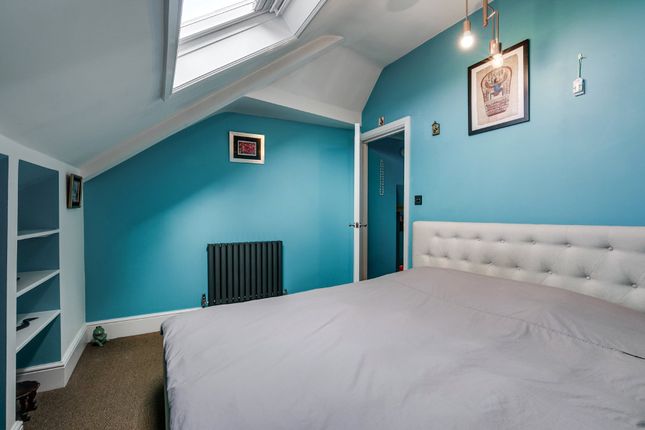 Flat for sale in Winchester Road, Highgate, London