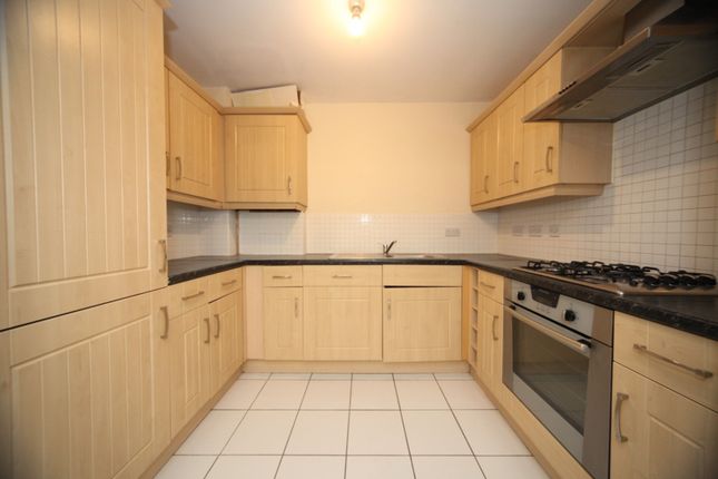 187, Eddington Crescent, Welwyn garden city photo 2