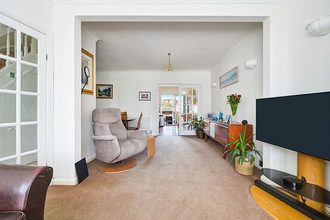 68, Brocks Drive, Sutton photo 4