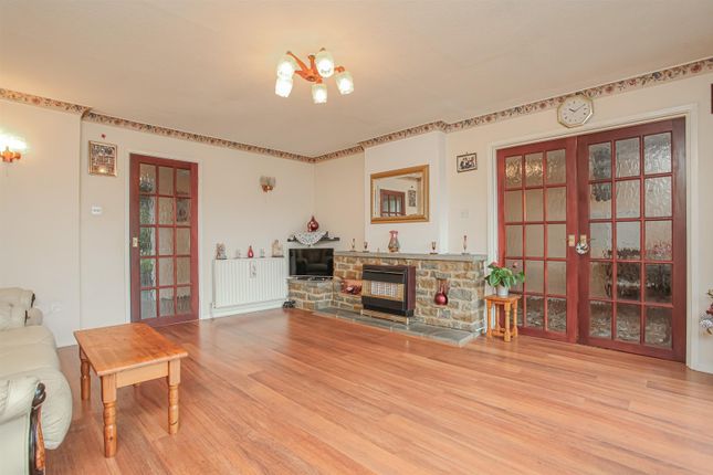 Detached bungalow for sale in Bretch Hill, Banbury