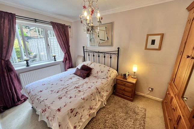 17, Chestnut Close, Wilmslow photo 4