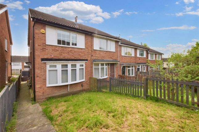 Thumbnail Terraced house for sale in Lawns Mount, Leeds, West Yorkshire