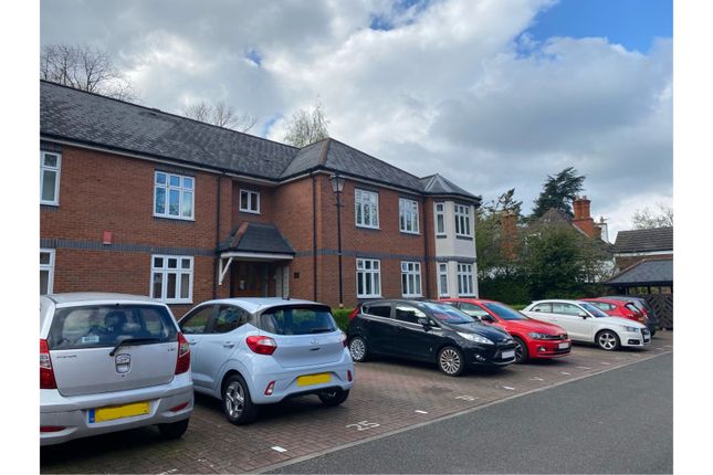Flat for sale in Loriners Grove, Walsall