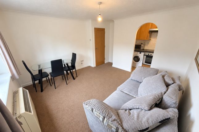 7 Houghton Mews, Windsor Street, Luton photo 2
