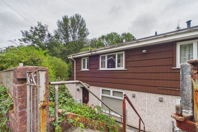13 Glan Ebbw, Abertillery photo 2