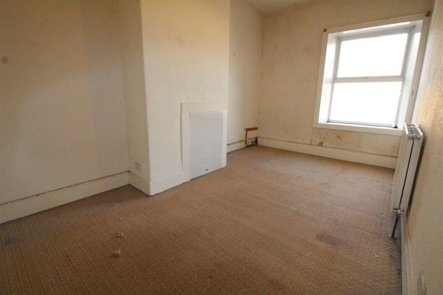 45, Huddersfield Road, Birstall photo 4