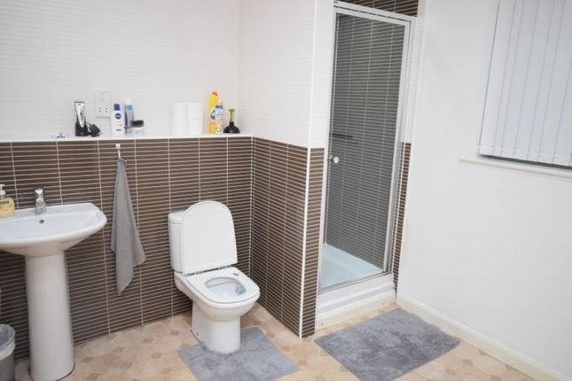 Flat to rent in Campbell House, Ashton Old Road, Manchester