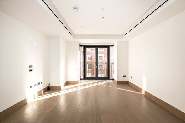 3.05 The Lucan, 2, Lucan Place, London photo 2