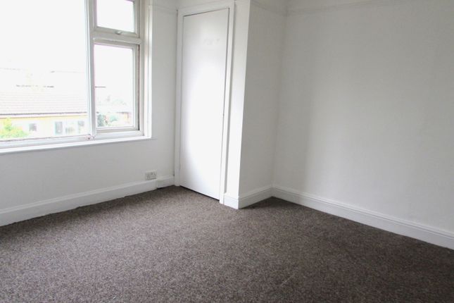 Terraced house to rent in Wickham Road, Harrow, Middlesex