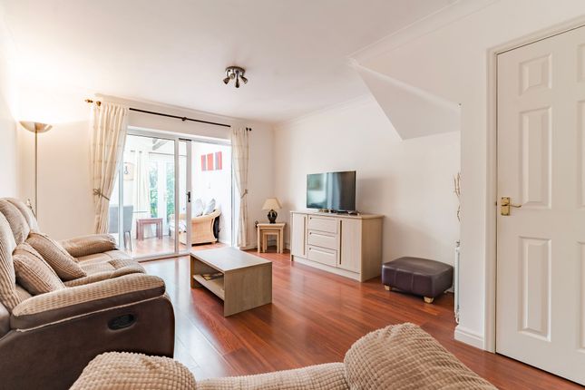 6 Raven Close, Stowmarket photo 4
