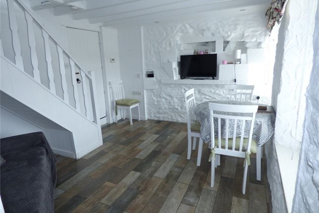 1, Sea View Cottages, Conwy photo 2