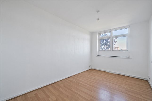 Flat 6, Merryfield House,, Grove Park Road, London photo 4