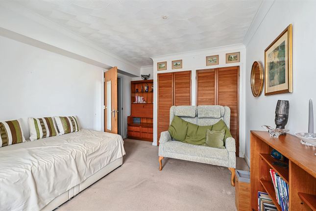 69 The Sackville, De La Warr Parade, Bexhill-On-Sea photo 4