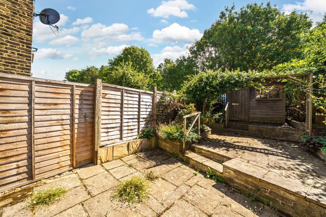 136, Fawe Park Road, London photo 3