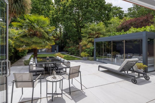178, Walm Lane, London photo 3
