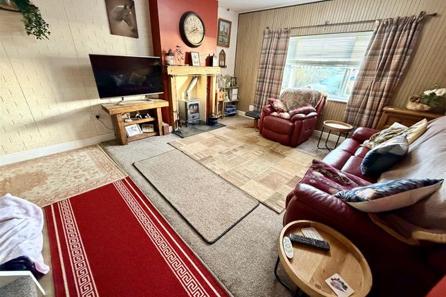 6, Grange Road, Nuneaton photo 3