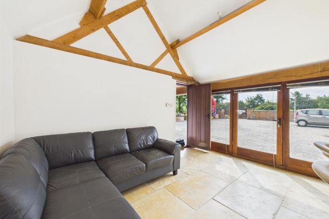 The Annexe, Throstles Nest, Brinklow Road, Coventry photo 3