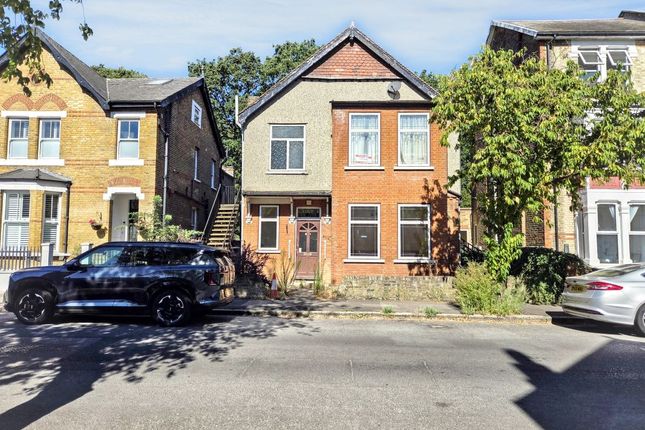 16, Sylvan Road, Wanstead photo 2