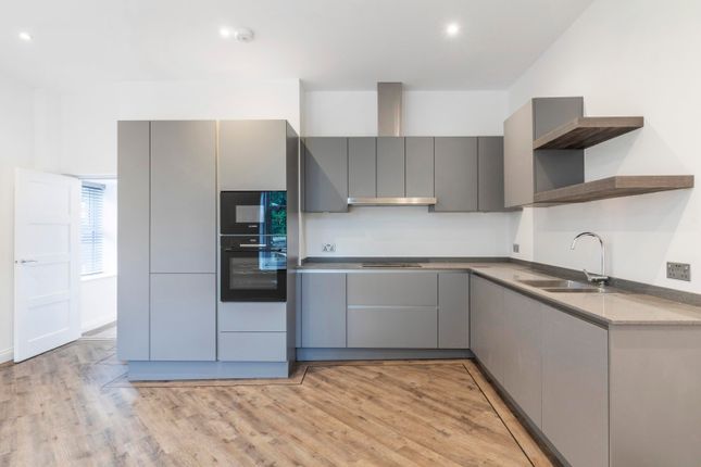 Apartment 2, Ashburn House, 2, Parish Ghyll Drive, Ilkley photo 3