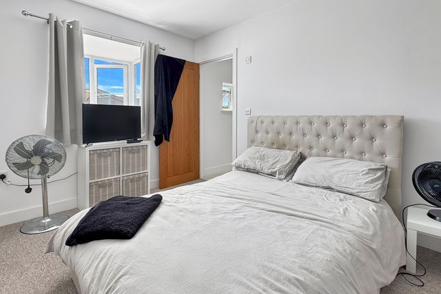 Apt 3, Tayberry House, Newport photo 4