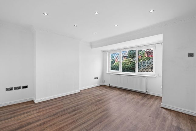 22, Ardsley Road, Barnsley photo 4